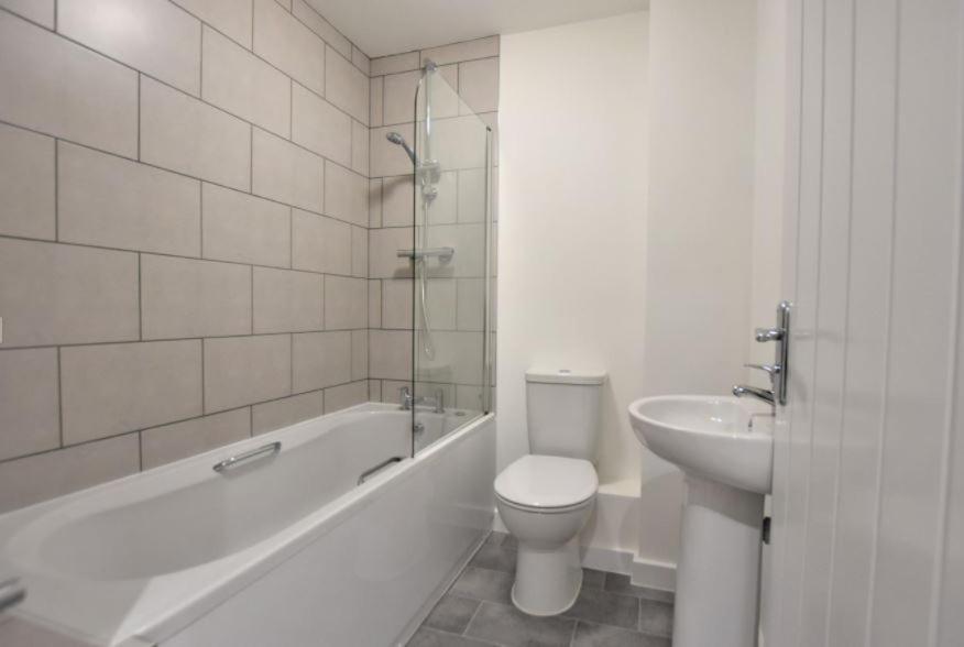Didcot - Private Flat With Garden & Parking 07 Lägenhet Exteriör bild